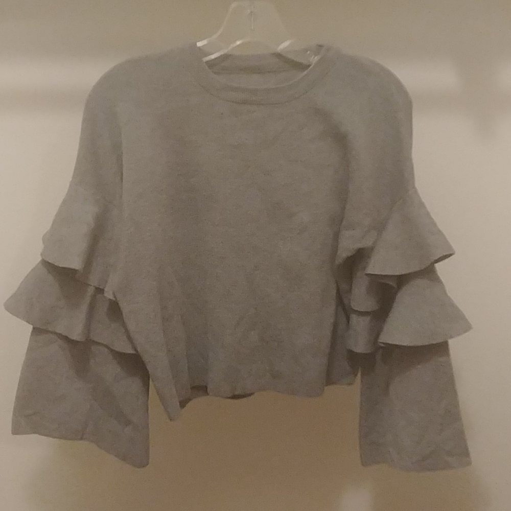 Long sleeve crop top